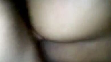 टैटू वाली गर्लफ्रेंड की मोटे लंड से की रात भर चुदाई