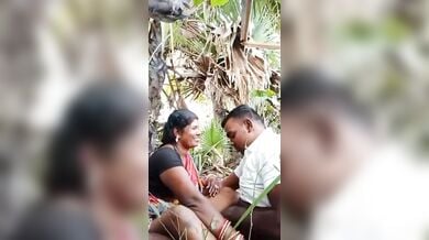 मल्लू देसी टीचर चुद गई खेतों में लवर के लंड से