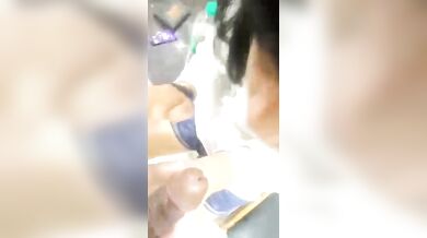 चोकोलेट लगा के लंड चुस्ती मुंबई की जवान लड़की