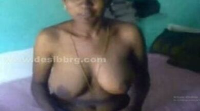 घर बुलाकर टीचर ने छात्रा को नंगी होने के लिए कहा