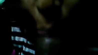 ब्लेक लंड सकिंग करती कोलगर्ल नुपुर का वीडियो