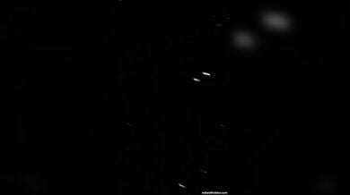 मेरी दीदी को अपने बॉयफ्रेंड से चुदते हुए मैंने चुपके से देखा