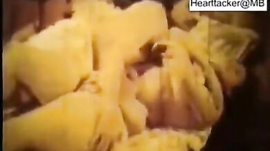 70 के दशक की मल्लू सॉफ्टकोर पोर्न फिल्म एक्ट्रेस शकीला का हॉट बीएफ