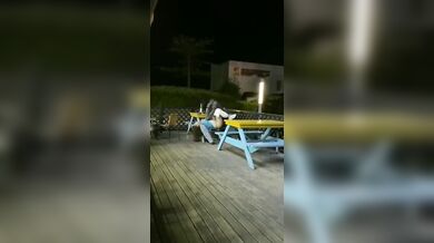 देर रात ओपन रेस्टोरेंट में चुदाई करते लवर्स को चुपके से फिल्माया