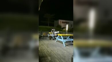 देर रात ओपन रेस्टोरेंट में चुदाई करते लवर्स को चुपके से फिल्माया