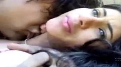 नॉर्थ इंडियन पड़ोसी लवर्स ने घर के आंगन में किया हॉट किसिंग रोमांस (हिंदी ऑडियो)