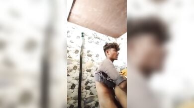 पैसेवाली लड़की ने लिया मजदुर लड़के का मोटा लंड