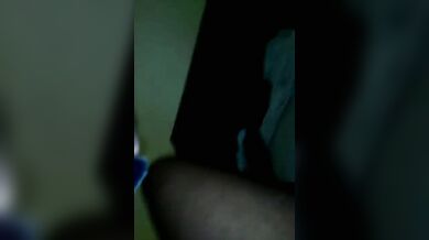 ब्यूटीफुल साउथ इंडियन मल्लू वाइफ की काली चिकनी मोटी चूत