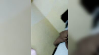 ब्यूटीफुल साउथ इंडियन मल्लू वाइफ की काली चिकनी मोटी चूत