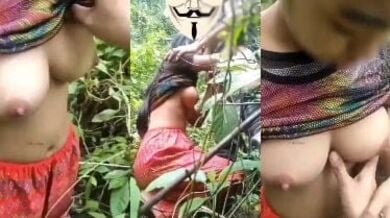 घने जंगल में गर्लफ्रेंड के गोरे बूब दबाकर उससे चुसाया लंड