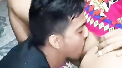 सास का कुत्ता बन के उसका भोसडा चाट गया जमाई