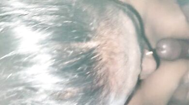 देहाती भाभी को चोद के लंड का पानी पिला दिया उसे