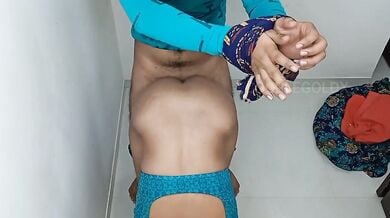 चोर के उपर मूत के चूत मरवाई भाभी ने