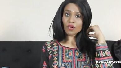 मल्लू पोर्नस्टार हॉर्नी लिली ने खोलकर दिखाई चूत और गांड!