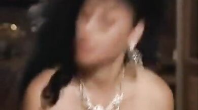 फ्रेंच मिल्फ़ बोबी डार्लिंग की 3 लंड से गेंगबेंग चुदाई