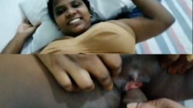 आंध्रा वाली मोटी लड़की ने काली चूत खोलकर गुलाबी भोसड़ा दिखाया