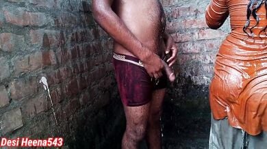 खाला की बेटी शबनम को बाथरूम में चोदा इल्यास खान ने