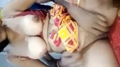 हॉट देहाती कपल का नंगा ऑनलाइन सेक्स शो