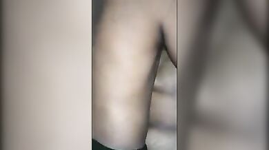 दो भाइयों ने मिल के कामवाली को चोदा