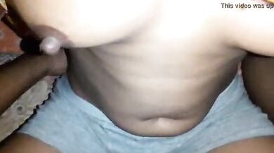 आदिवासी भाभी की चूत की खुजली दूर हुई खड़े लंड से