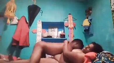 लड़के ने किया अपने दोस्त की मल्लू माँ के साथ चुदाई का फोरप्ले