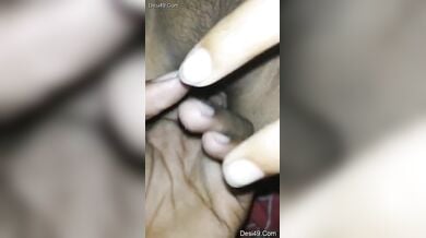 लंड और उंगलियों से चोदी भांजी की खूबसूरत मोटी चूत