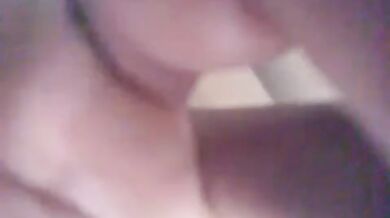 पड़ोसी देहाती लड़की की चूत सुबह-सुबह बाथरूम में चोदी