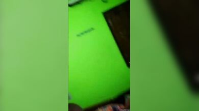 शादीशुदा सोनिया अपने प्रेमी के बाहों में नंगी जाकर रोमांस करने लगी