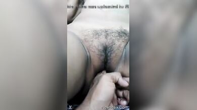 हॉट देसी गर्ल का जंगल सेक्स – बीएफ वीडियो