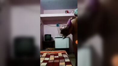 आंटी का नहाने के बाद वाला बैडरूम न्यूड वीडियो