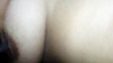 रात के अँधेरे में सेक्सी मामी ने लंड को खेल लगाया