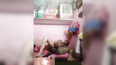 सैयां जी की याद में बुर में बेलन लेती देसी विलेज लेडी