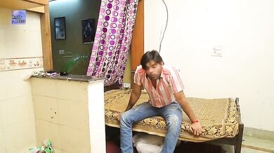 बॉयफ्रेंड ने दोस्त से फिल्माया अपनी गर्लफ्रेंड के साथ वाला हॉट रोमांस