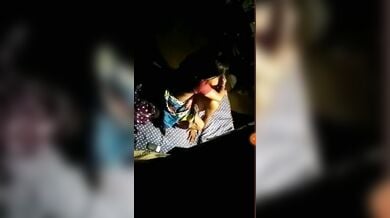 चुदासी भाभी ने पड़ोस वाले लड़के को घर बुलाकर की चुदाई