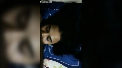 अंकल ने की ब्यूटीफुल भतीजी की बूब और माउथ फकिंग