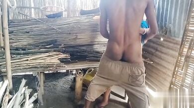 फ़ार्म के मजदुर के देसी लंड से चुदती इंडियन भाभी का बीएफ