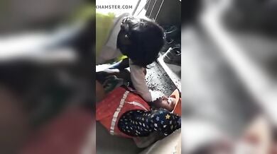 मजदुर औरत को चोदा मिस्त्री ने नए बिल्डिंग में और वीडियो बनाया