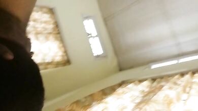 श्रीलंकन चचा ने जवान भतीजी को लिप किस दे के चोदा