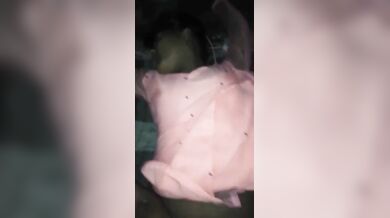 वर्जिन गर्लफ्रेंड की कुंवारी चूत चुदाई का वीडियो बनाया