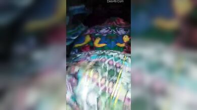 गांड नंगी छोड़कर पढ़ाई कर रही दीदी को पीछे से चोदा