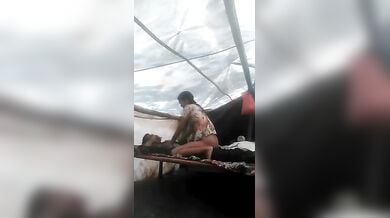 रंडी ने गांड पटककर चोदा कस्टमर का लंड