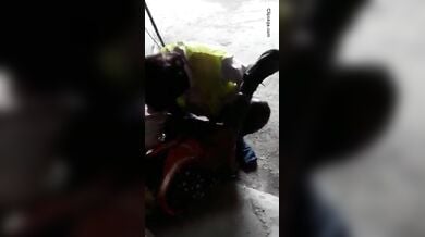 कंस्ट्रक्शन साइट पर काम छोड़कर चुदाई में लगे यूपी वाले मजदूरों को ठेकेदार ने पकड़ा