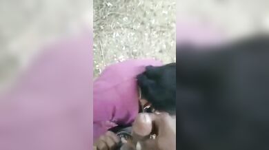 पति के नाम का मंगलसूत्र प्रेमी के लंड पर लटकाकर तमिल औरत ने दिया ब्लोजॉब