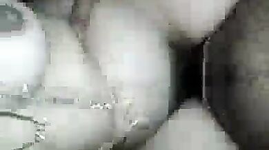 शादी का हरा चुड़ा, मंगलसूत्र पहनी मराठी बीवी ने की पति के लंड की सवारी