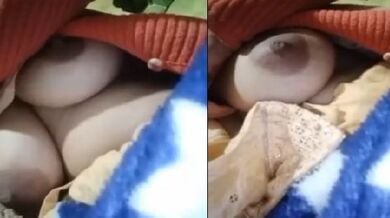 दोस्त की विधवा माँ ने नंगे वीडियो कॉल में बड़ी चूचियां दिखाई