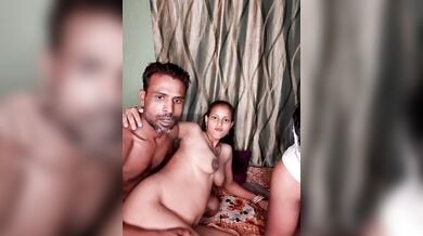 हिंदी मस्ती थ्रीसम की बड़े चुचोंवाली रंडी भाभी की