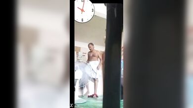 सेक्सी बहू की एक मिनिट में चुदाई कर ली ठरकी ससुर ने