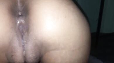 लेनदार का बड़ा मुस्लिम लंड लिया देनदार की सेक्सी बीवी ने