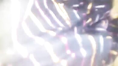 खूबसूरत पाकिस्तानी बेगम ने अपने लिबास से चूत खोलकर दिखाई