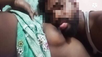 दढ़ियल पति ने बड़े बूब्स मसले और चुसे हॉट तमिल वाइफ के